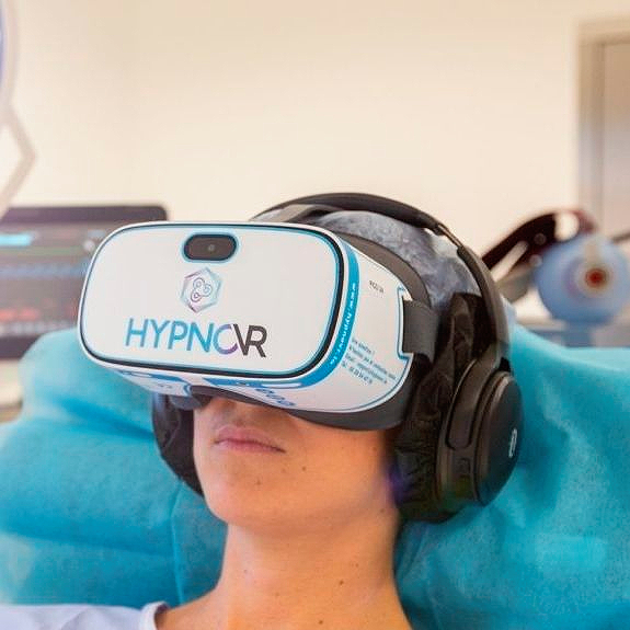 Implementing VR in Dental Offices