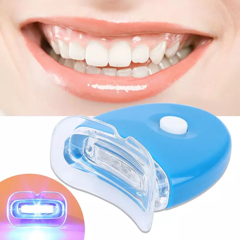 Cosa Sono i Kit di Sbiancamento dei Denti a LED?